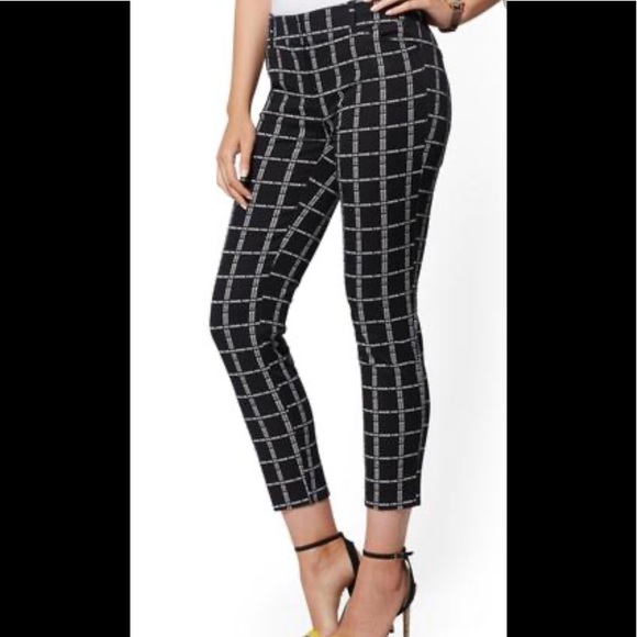 Jones Wear Pants - NWOT Jones New York Signature Plaid Pullon Pant